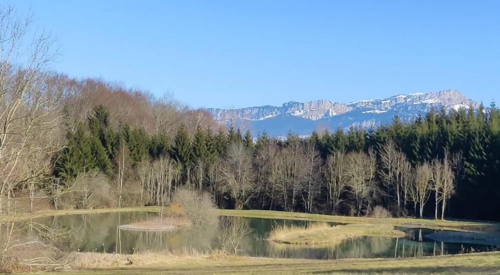 Monchateau Etoile, Hebergement Insolite Avec Spa Merlas Luaran gambar