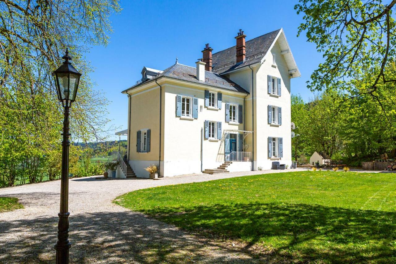 Monchateau Etoile, Hebergement Insolite Avec Spa Merlas Luaran gambar